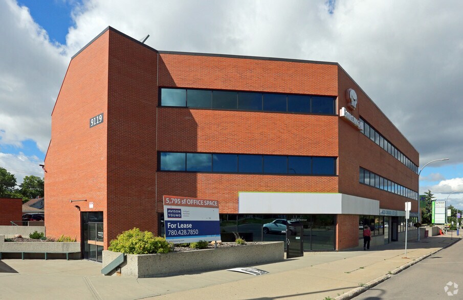More Photos Of 9119 82nd Ave, Edmonton Office For Lease