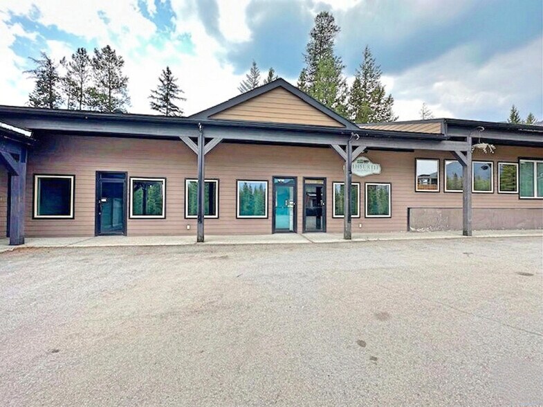 More Photos Of 2200 Balmer Dr, Elkford Restaurant For Sale
