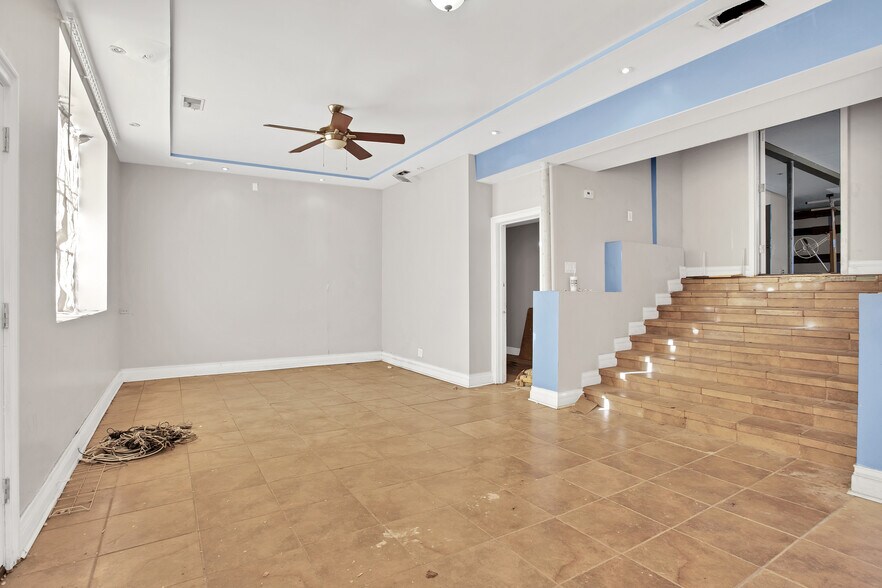 More Photos Of 6743-6753 S Western Ave, Chicago Auto Dealership For Lease