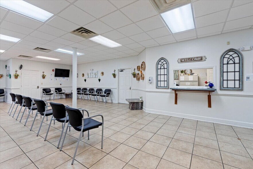 More Photos Of 2477 Tim Gamble Pl, Tallahassee Medical For Sale