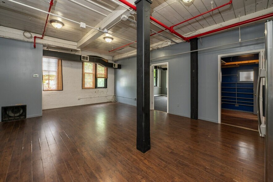 More Photos Of 464 Pratt Street Ext, Meriden Apartments For Sale
