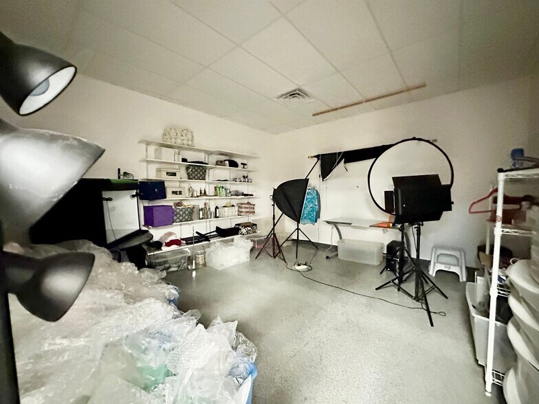 More Photos Of 4042 W 82nd Ct, Merrillville Office For Sale