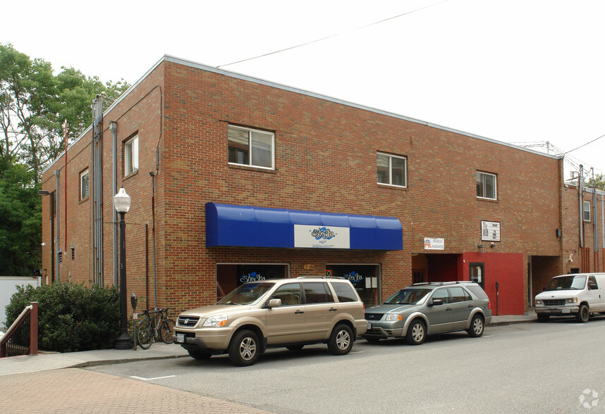 Primary Photo Of 215-211 Draper Rd, Blacksburg Storefront Retail Residential For Lease