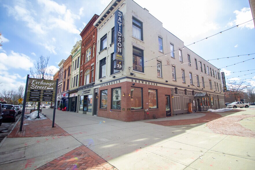 More Photos Of 174 Glen St, Glens Falls Office For Sale