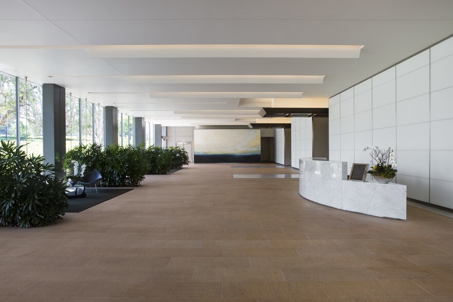 More Photos Of 3161 Michelson Dr, Irvine Office For Lease