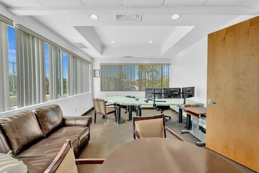 More Photos Of 7665 Davie Road Ext, Davie Office For Lease