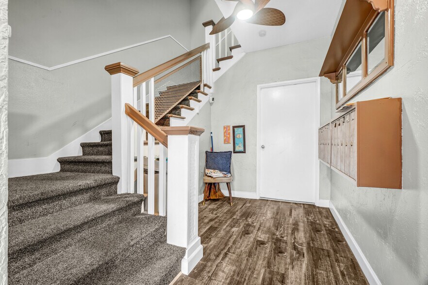 More Photos Of 3921 E Livingston Dr, Long Beach Apartments For Sale