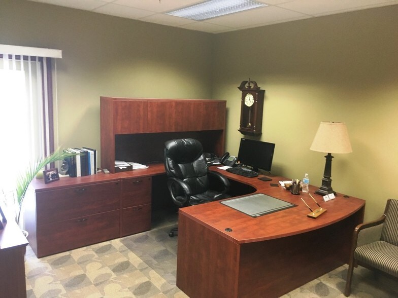 More Photos Of 10-24 Remick Blvd, Springboro Unknown For Sale