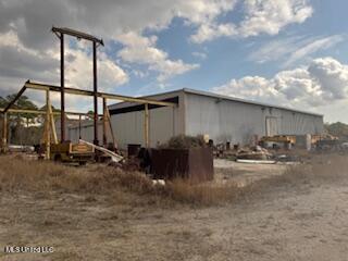 More Photos Of 5309 Industrial Rd, Pascagoula Warehouse For Sale
