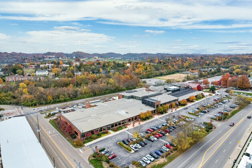 More Photos Of 2200-2300 Sutherland Ave, Knoxville Office For Lease