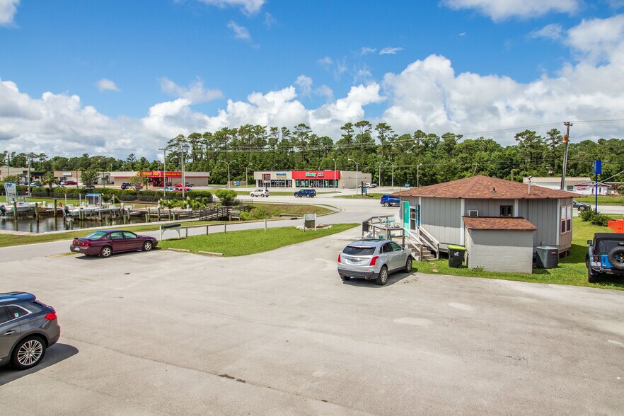 More Photos Of 4317 Arendell St, Morehead City Office For Sale