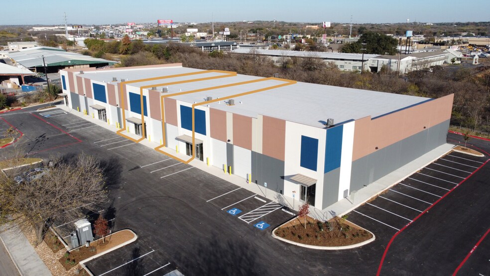 More Photos Of 9702 Ball St, San Antonio Distribution For Lease