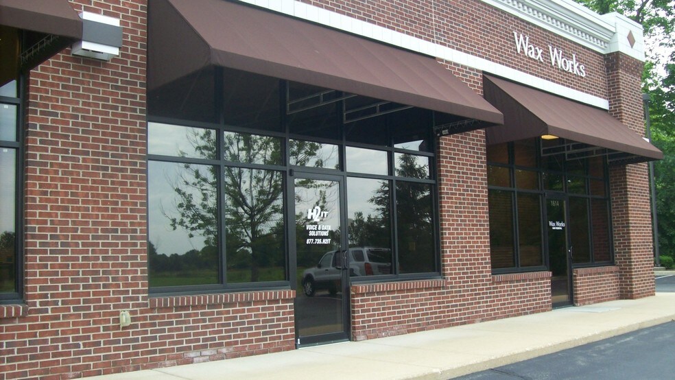 More Photos Of 1602-1650 N Bell School Rd, Rockford General Retail For Sale