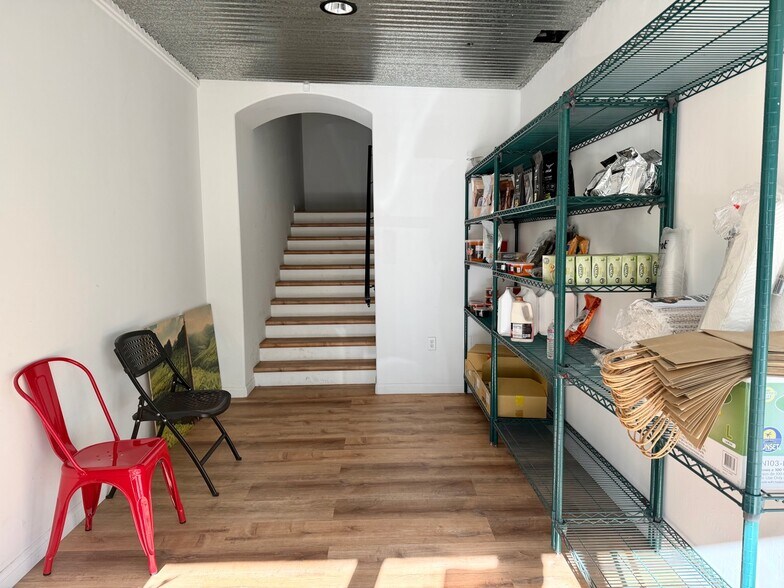 More Photos Of 2575 Fortune Way, Vista Warehouse For Lease