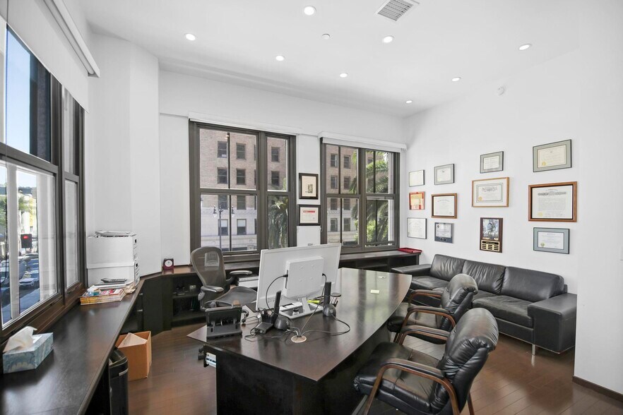 More Photos Of 1645 Vine St, Hollywood Loft Creative Space For Sale