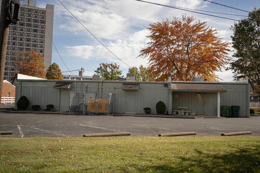 More Photos Of 725 Harvard Dr, Owensboro Coworking Space