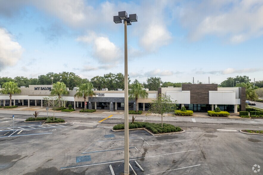More Photos Of 4270 Aloma Ave, Winter Park Freestanding For Lease