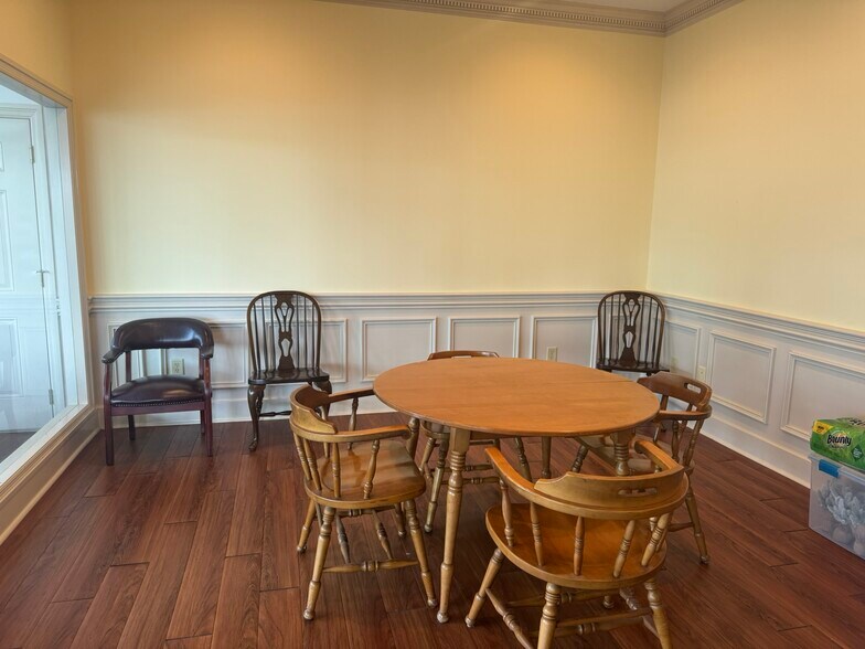 More Photos Of 118 Roberson Mill rd, Milledgeville General Retail For Lease