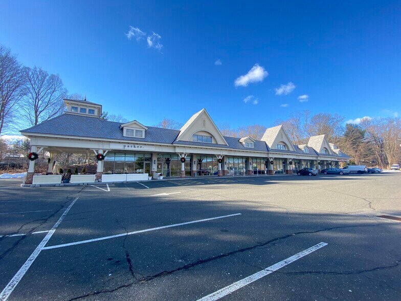 More Photos Of 921 White Plains Rd, Trumbull Storefront Retail Office For Lease