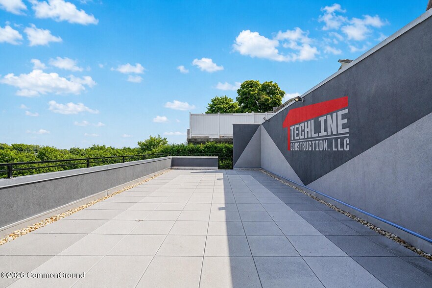 More Photos Of 16 Concord Pl, Staten Island Warehouse For Sale