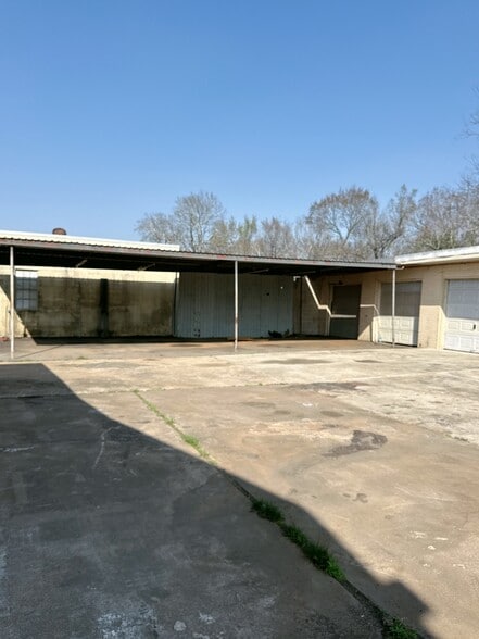 More Photos Of 4127 Weslow St, Houston Industrial For Lease