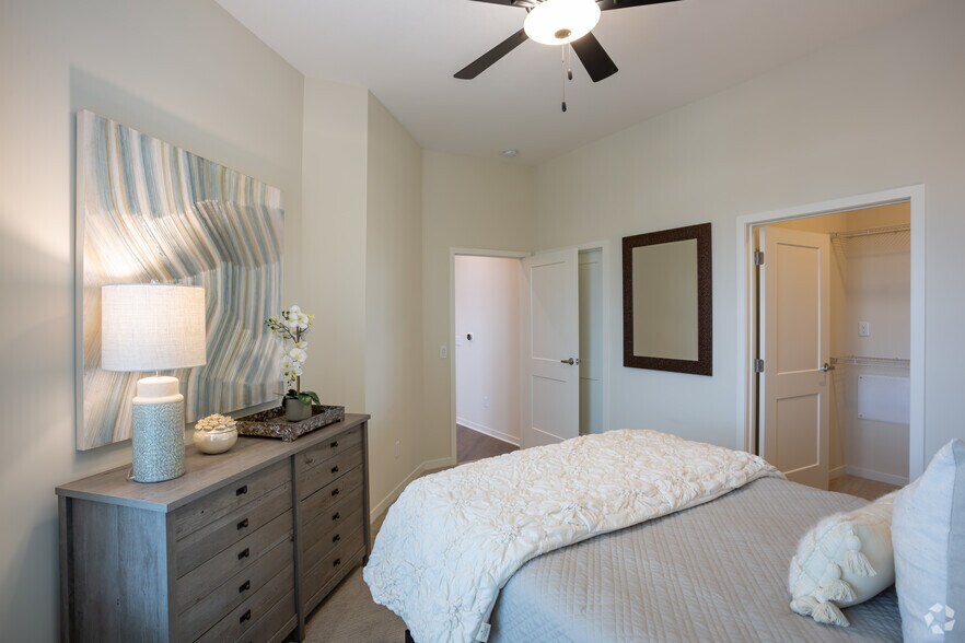 More Photos Of 6201 Johnson Dr, Mission Apartments For Lease