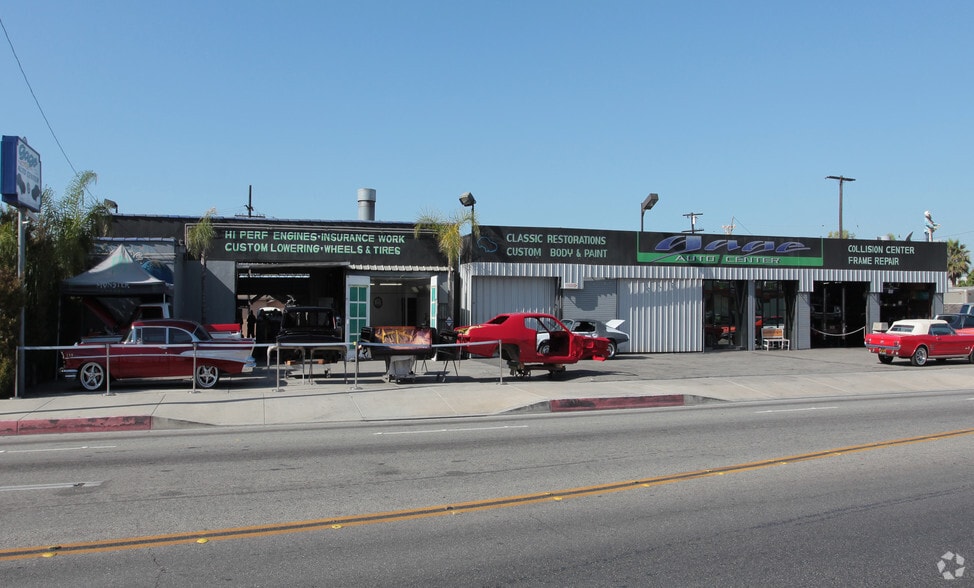 More Photos Of 3500 Gage Ave, Bell Auto Repair For Sale
