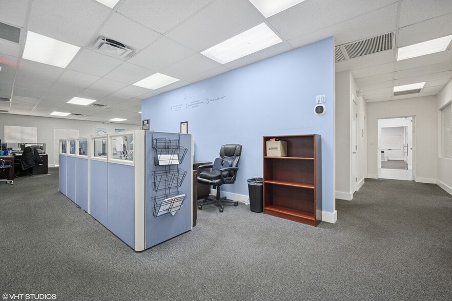 More Photos Of 10405 NW 37th Ter, Doral Warehouse For Sale