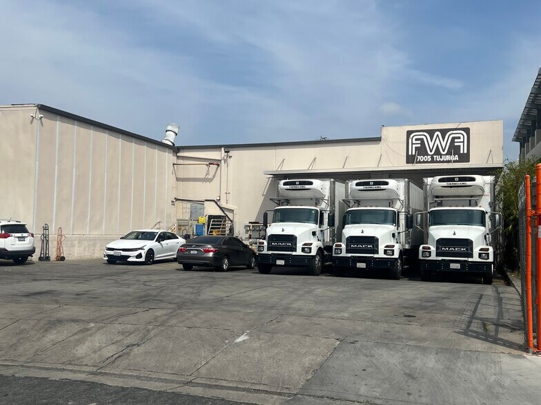 More Photos Of 7005 Tujunga Ave, North Hollywood Warehouse For Lease