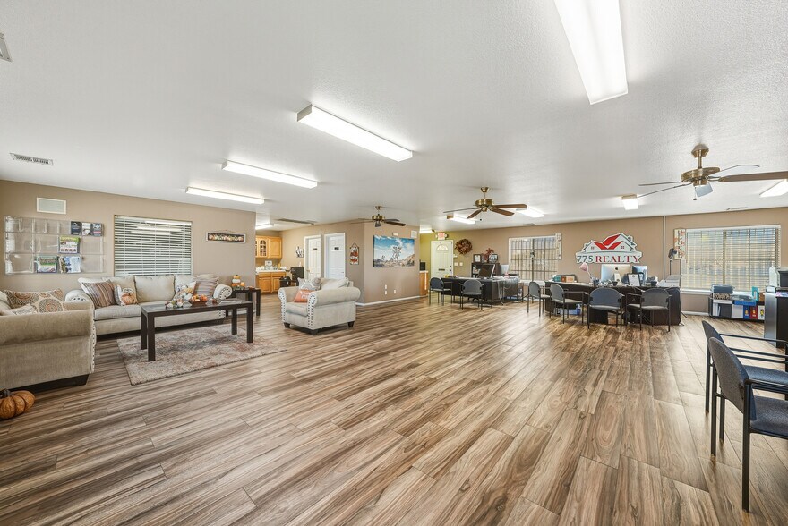 More Photos Of 1941 NV-160, Pahrump Office For Sale