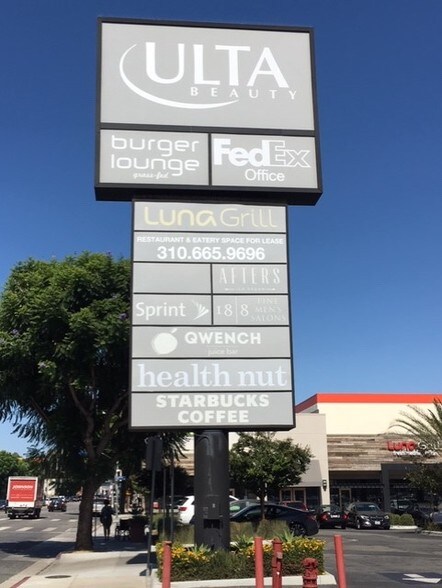 More Photos Of 4550-4578 Van Nuys Blvd, Sherman Oaks General Retail For Lease