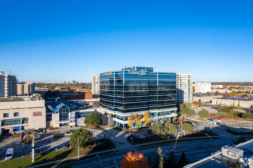 More Photos Of 225 E Beaver Creek Rd, Richmond Hill Coworking Space