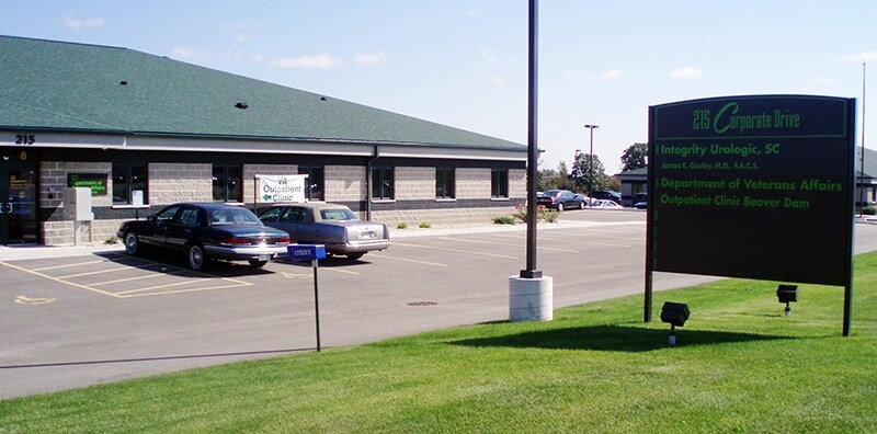 More Photos Of 215 Corporate Dr, Beaver Dam Medical For Lease