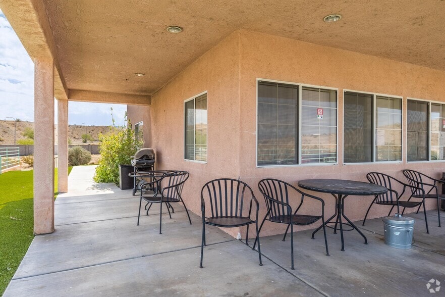 More Photos Of 2220 Rancho Colorado Blvd, Bullhead City Apartments For Sale