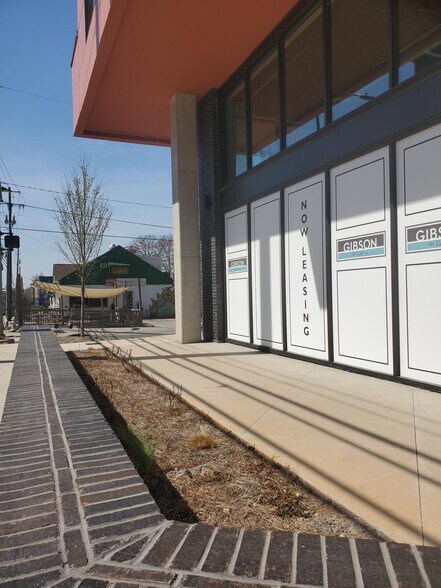 More Photos Of 982 Memorial Dr SE, Atlanta Apartments For Lease