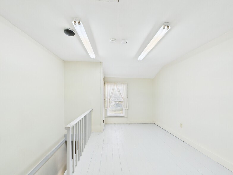 More Photos Of 6640 State Route 5 and 20, Bloomfield Manufacturing For Sale