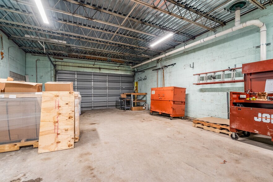 More Photos Of 2315 14th Ave, Vero Beach Medical For Sale