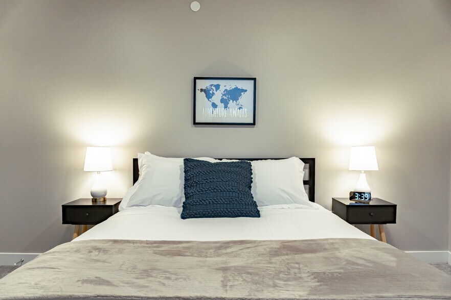 More Photos Of 201 Michigan St NW, Grand Rapids Apartments For Lease