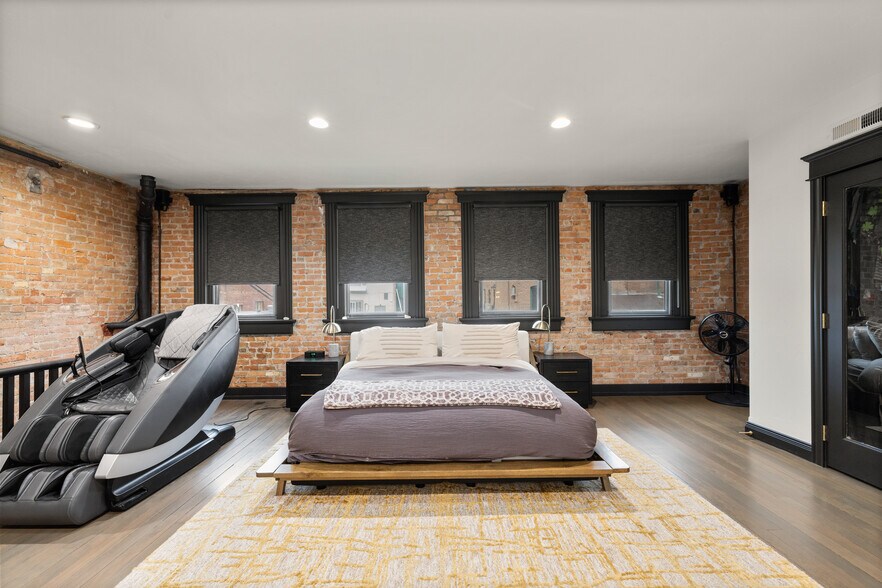 More Photos Of 30-50 2nd St E, Kalispell Office Residential For Sale