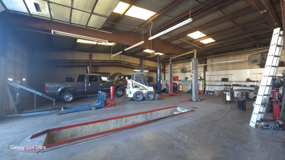 More Photos Of 8195 E Manley Dr, Prescott Valley Auto Repair For Sale