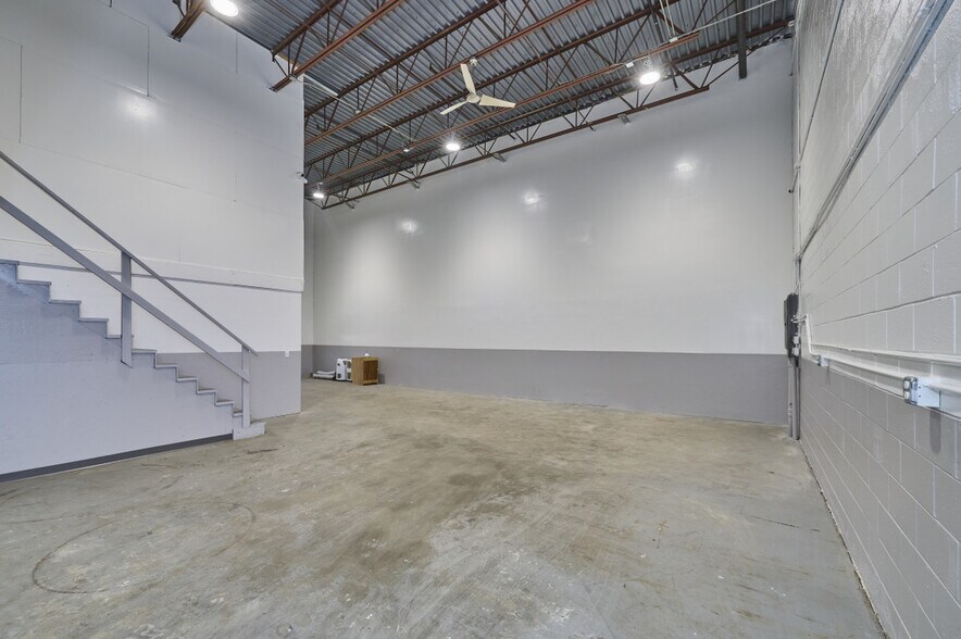 More Photos Of 1 Melvin unit C St, Wakefield Industrial For Lease