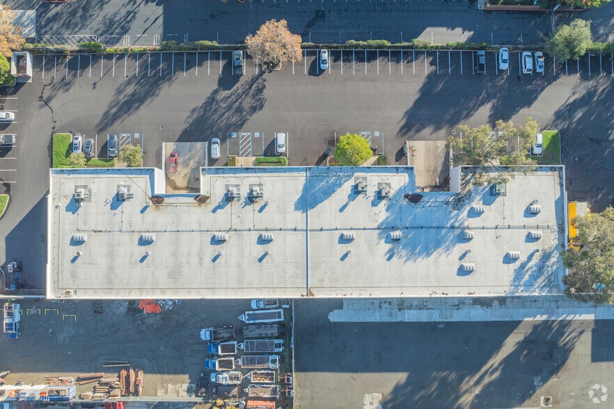 More Photos Of 25005 Viking St, Hayward Unknown For Lease