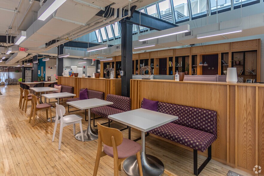 More Photos Of 361-361 Newbury St, Boston Coworking Space