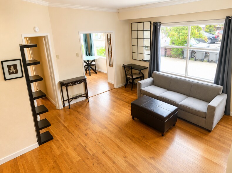 More Photos Of 368 Adams St, Oakland Apartments For Sale
