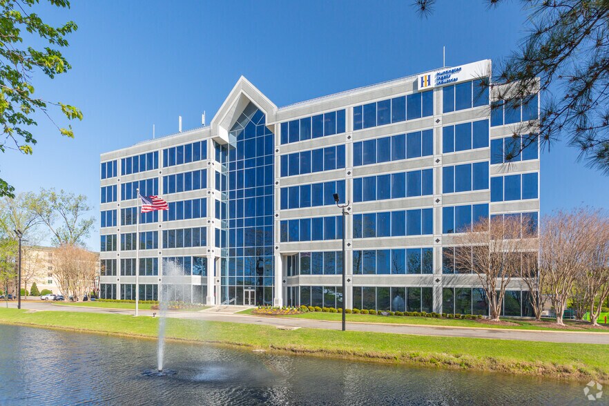 Primary Photo Of 5701 Cleveland St, Virginia Beach Office For Lease