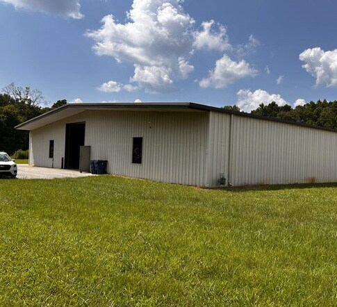 More Photos Of 21845 Hwy 57, Moscow Warehouse For Sale