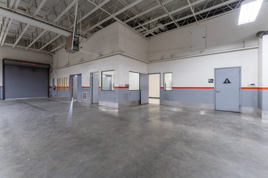 More Photos Of 1759 W Avenue J12, Lancaster Freestanding For Lease