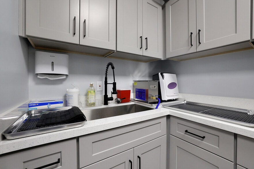 More Photos Of 33777 N Scottsdale Rd, Scottsdale Medical For Sale