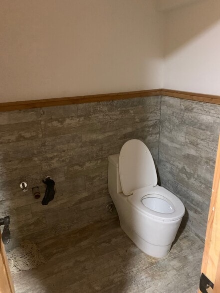 More Photos Of 159 Willoughby Ave, Brooklyn Apartments For Lease