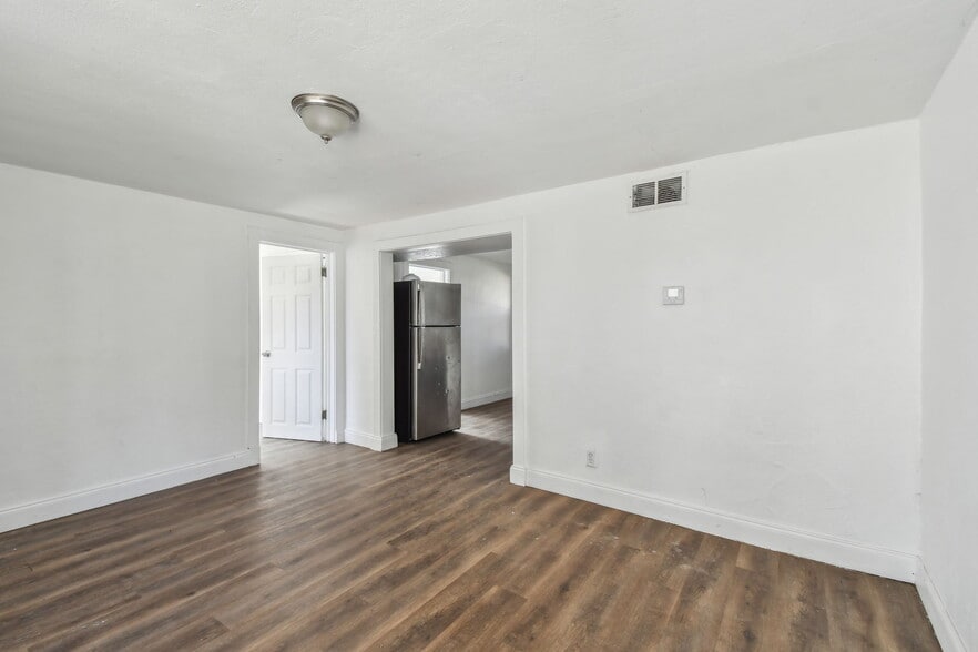 More Photos Of 1330-1334 Barnett St, Jacksonville Apartments For Sale